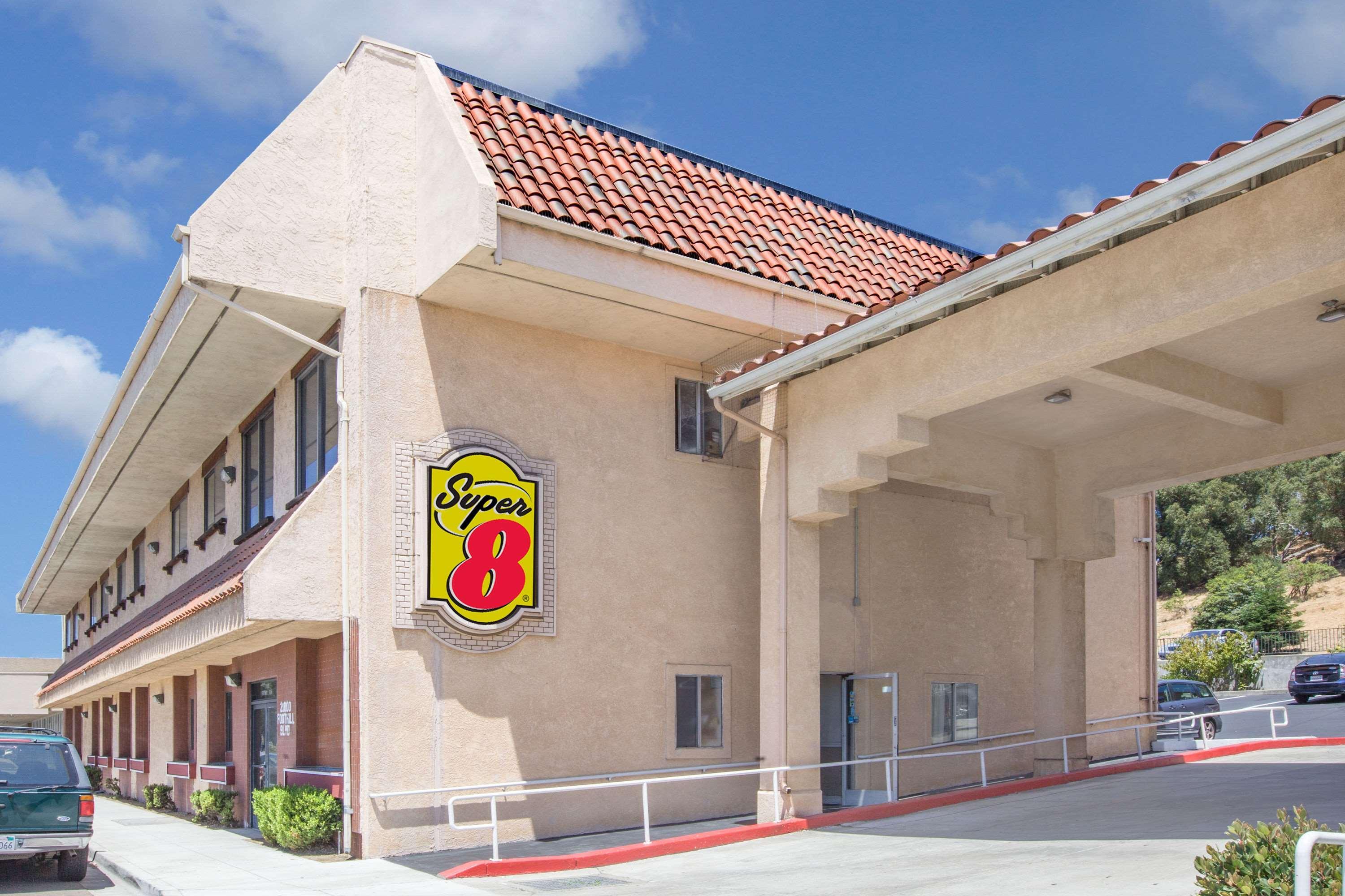 Super 8 By Wyndham Hayward Downtown Motel Castro Valley Dış mekan fotoğraf