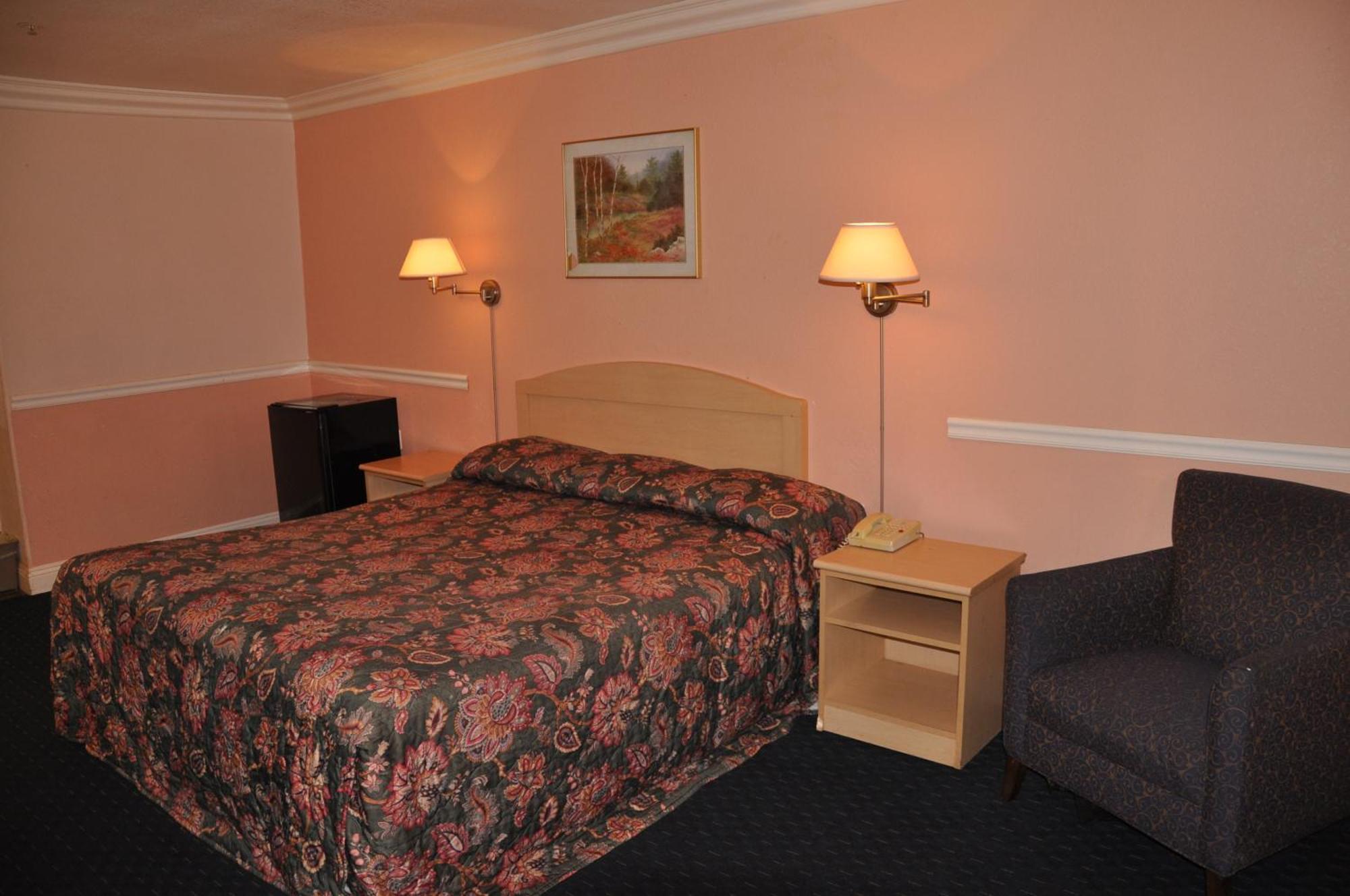 Super 8 By Wyndham Hayward Downtown Motel Castro Valley Dış mekan fotoğraf